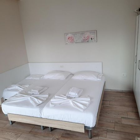 Disy Apartments Vlorë 外观 照片