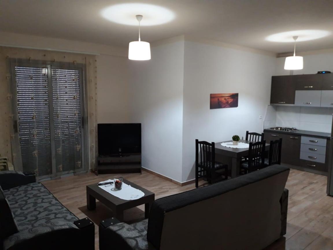 Disy Apartments Vlorë 客房 照片