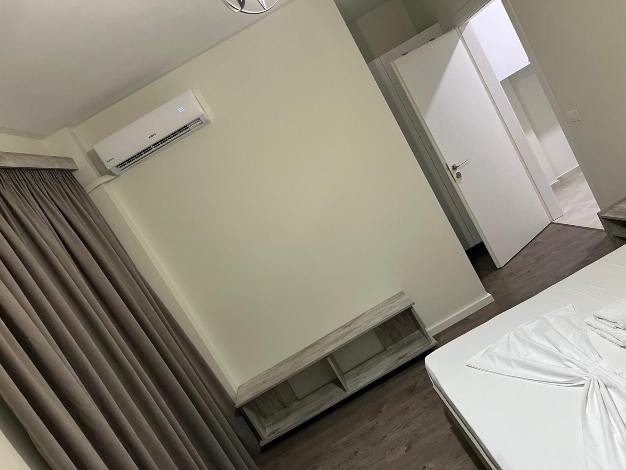 Disy Apartments Vlorë 外观 照片